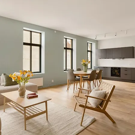 Hh - Modern L Center Leilighet