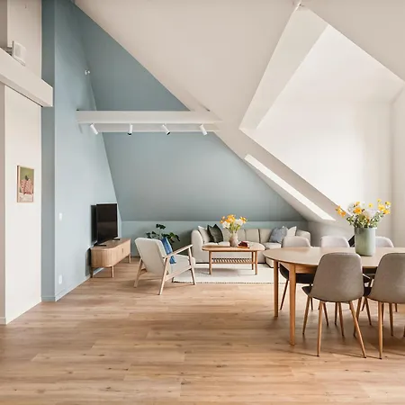 Hh - Modern L Center * Bergen