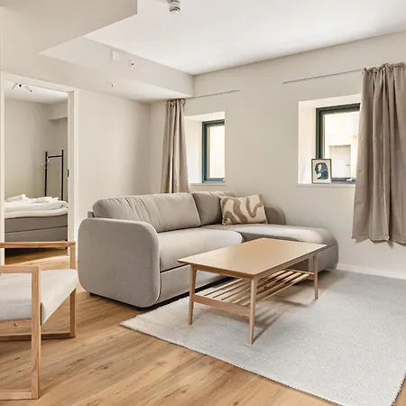 Hh - Modern L Center Leilighet